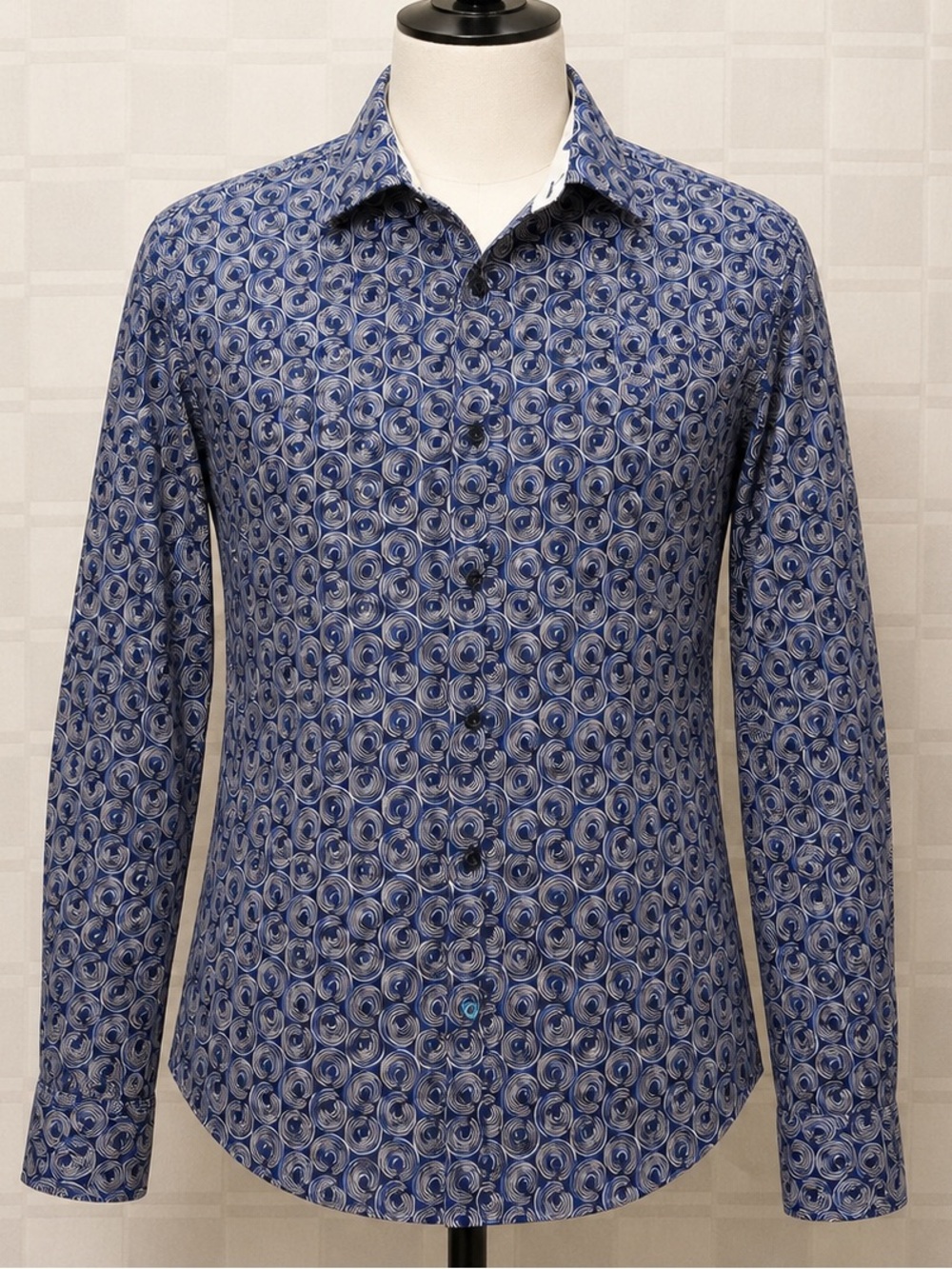 John Lennon button up shirts embroidered and lower peace sign button men’s Large